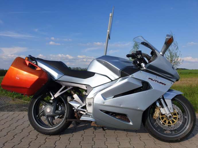 Aprilia RST 1000 Futura