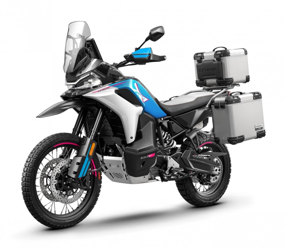 více - CFMOTO 800 MT-X v testu Pepy Sršně